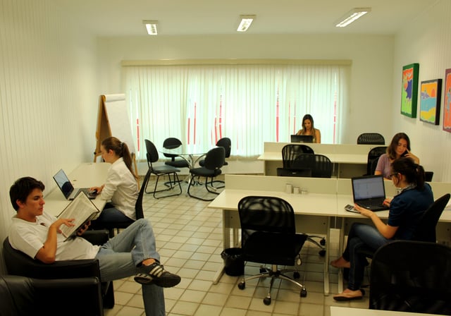 PlugOffice Escritórios Compartilhados