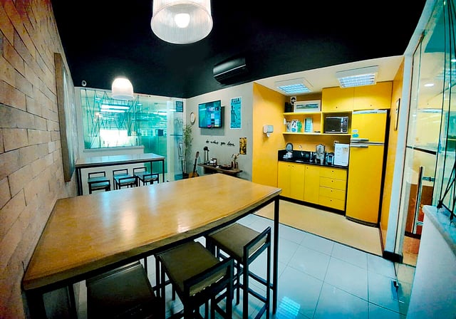 HABITAT COWORKING