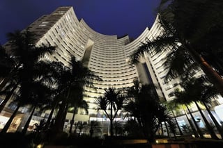 FACHADA CONDOMINIO STADIUM (FOTO NOTURNA)