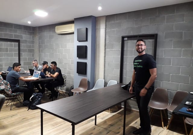 ESPAÇO LER Coworking, Livraria, Café e Chocolates