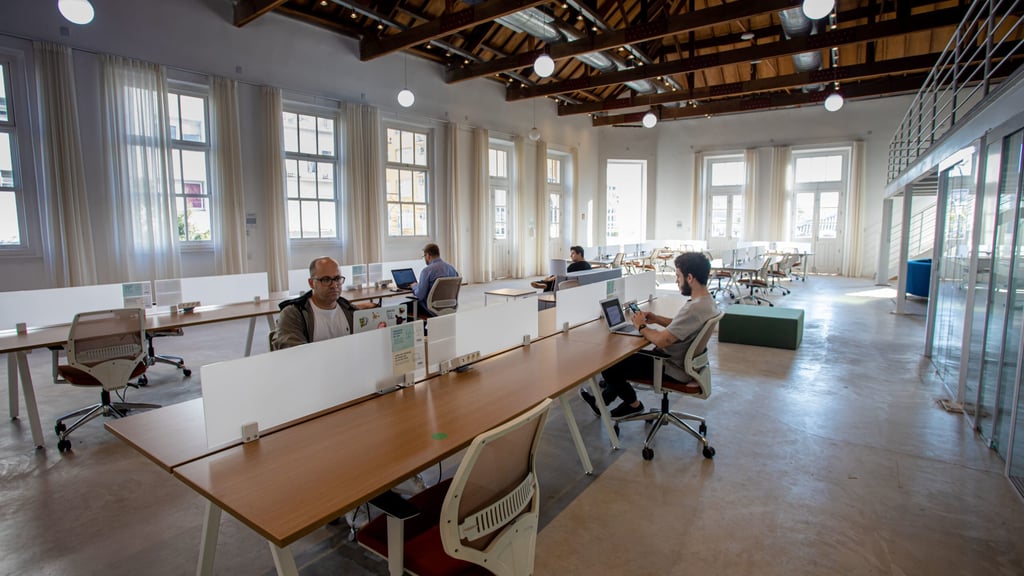 Espaço de coworking Nau Live Spaces em Porto Alegre
