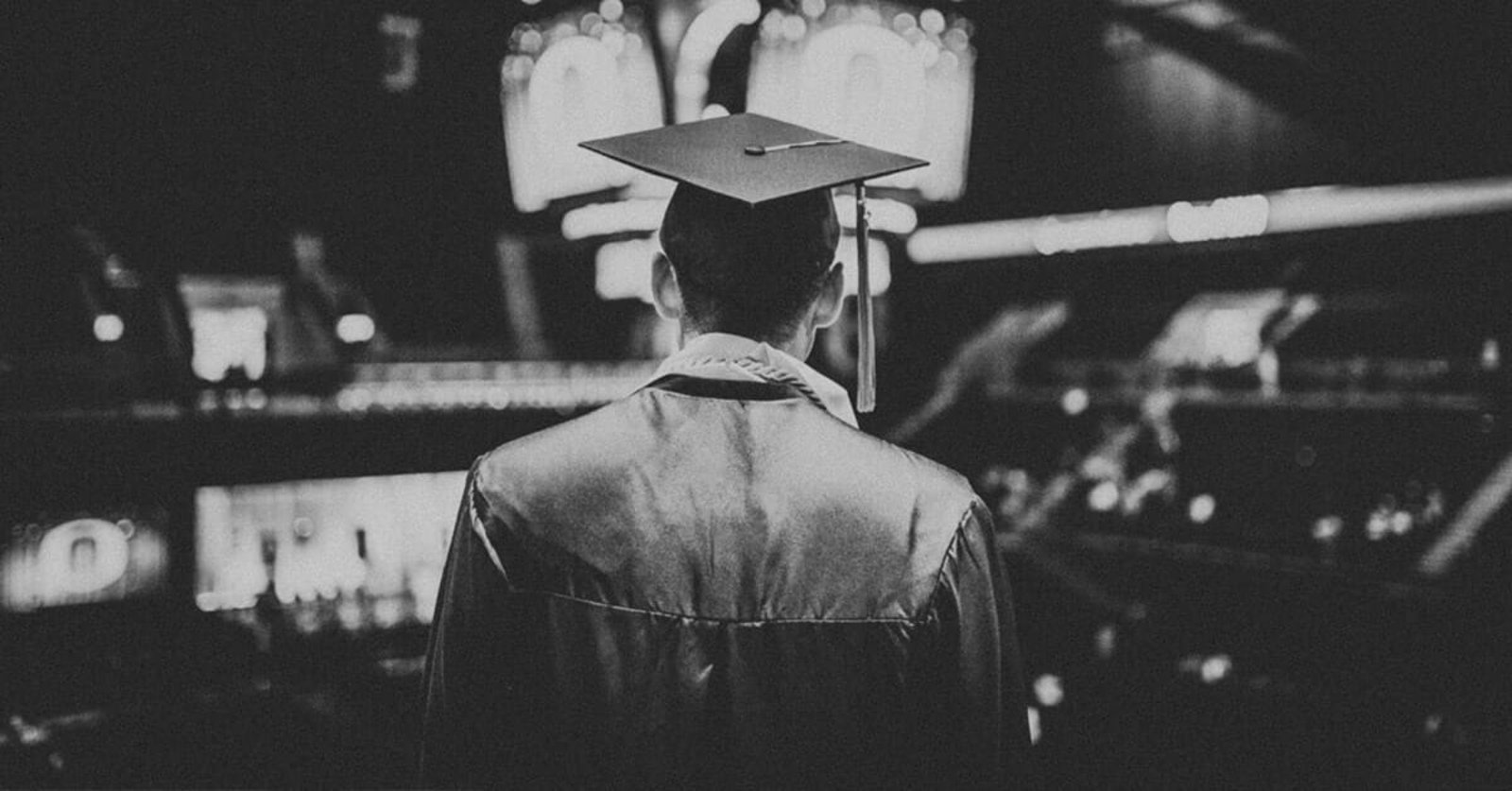 Por que nossos diplomas não estão valendo mais nada?