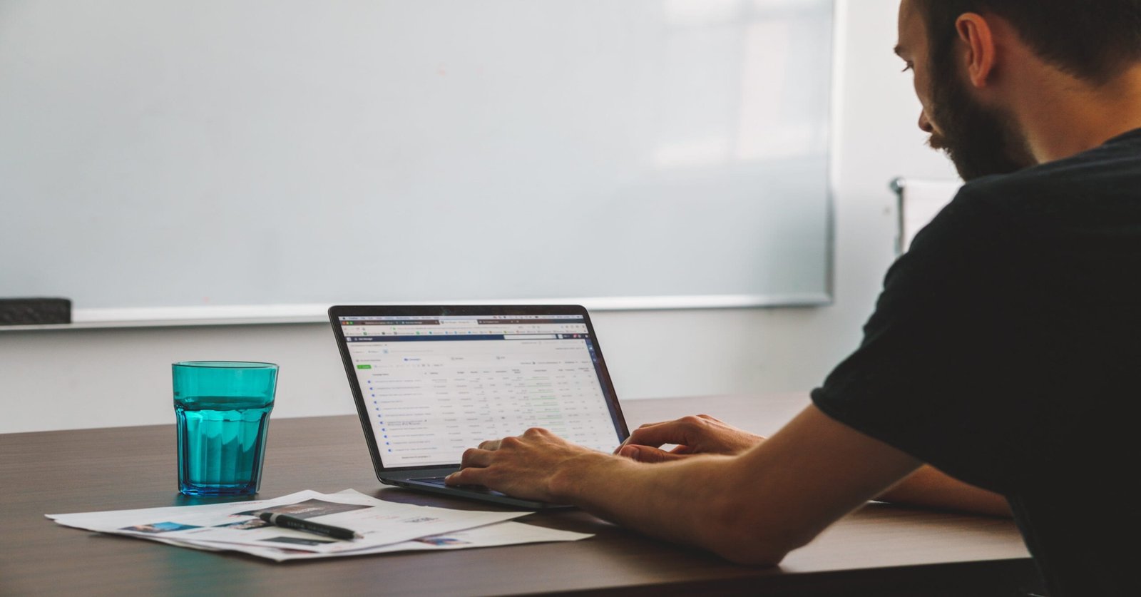 Facebook Ads para coworking: como encontrar os melhores públicos
